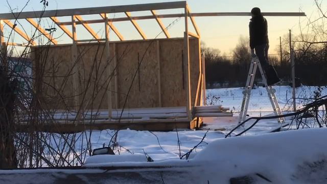 КАРКАСНИК для кур продолжение // КУПИЛ ДОМ В ДЕРЕВНЕ. смотреть онлайн