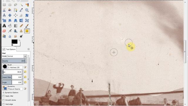 Fixing A Torn Picture With GIMP смотреть онлайн