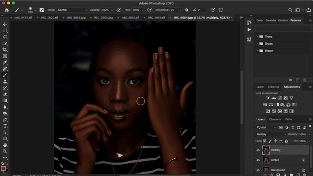 Make SKIN GLOW and Dodge & Burn At The Same Time in Photoshop смотреть онлайн