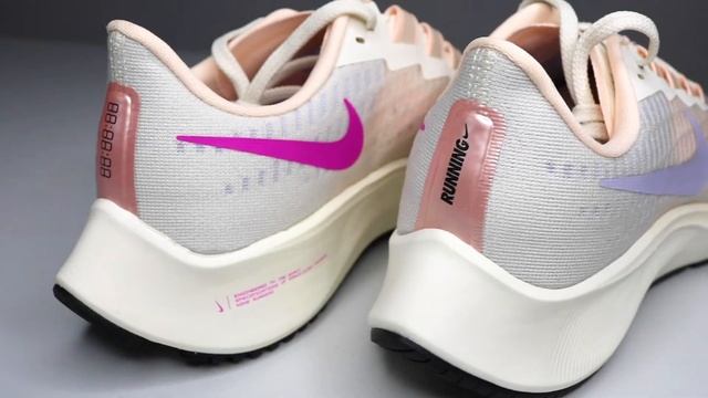 UNBOXING: NIKE AIR ZOOM PEGASUS 37 смотреть онлайн