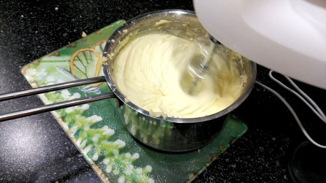 Миксер KITFORT KT-3071-2, приготовление пюре (скорость 2) смотреть онлайн