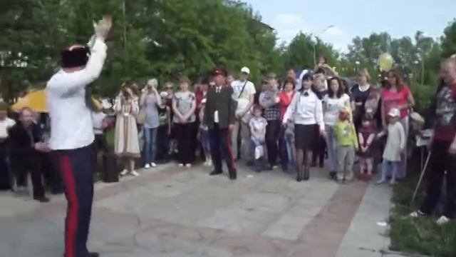 АЧИНСК. ДЕНЬ ГОРОДА. КАЗАКИ. РАБОТА ШАШКАМИ И НАГАЙКАМИ. смотреть онлайн
