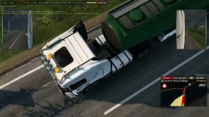 По дорогам летит дальнобой, километры по трассе считая