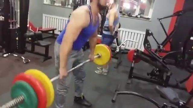 Три богатырЯ. Papa Gym. #1 смотреть онлайн