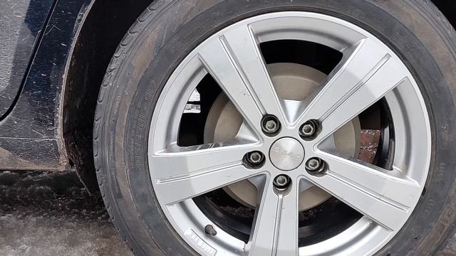 16 колеса на шкоду рапид, резина 205/55 R16 плюсы и минусы