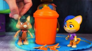 44 Котёнка | Игрушки, котята, мяу! - День Пушистых Друзей!