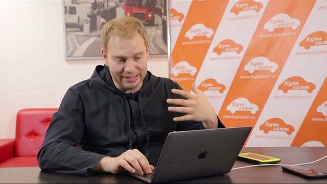 Доработали Mercedes-Benz Maybach W223, установили мультимедию для заднего пассажира [2022]