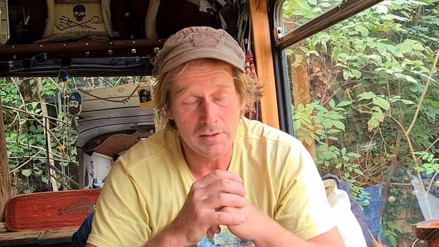MAN Oldtimer Reisebus wird zum Tiny House - Seit 25 Jahren ein mobiles Leben смотреть онлайн