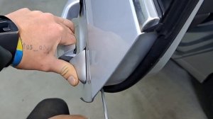 ? Как снять ручку двери Volkswagen Passat B7. Демонтаж ручки двери Фольксваген Пассат б7 видео