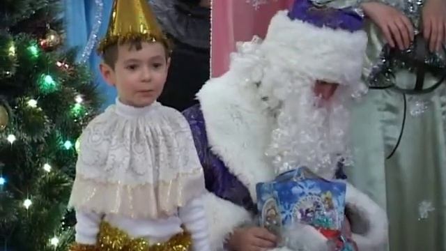 Новогодний утренник д/с №34 " Мишутка" города Новошахтинска смотреть онлайн