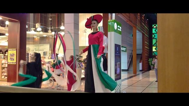48TH NATIONAL DAY, ABU DHABI, UAE | AMAZING PARADE AT WORLD TRADE CENTER MALL смотреть онлайн