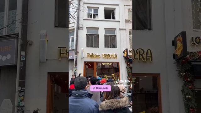 Belgian frites are traditionally fried in 100% animal fat, so double check to see if they’re halal! смотреть онлайн