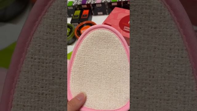 Уход за лицом, шеей и декольте смотреть онлайн