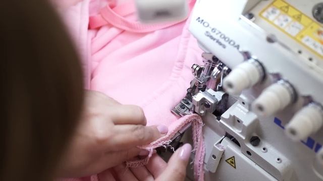 Как мы шьем твое уникальное Худи HOOLI. смотреть онлайн