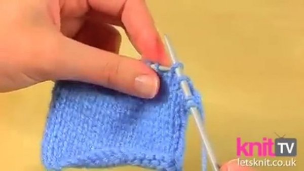 HOW TO SSK (SLIP SLIP KNIT) | QUICK KNITTING TUTORIAL