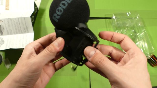 Rode Stereo Mic Pro on Panasonic Lumix FZ 300 смотреть онлайн