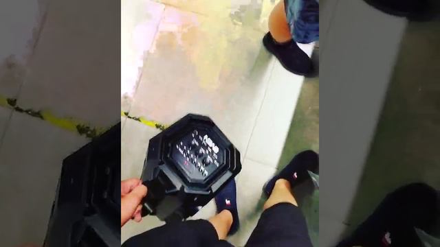 В АТБ ВКЛЮЧИЛИ КОЛОНКУ НА ВСЮ... смотреть онлайн