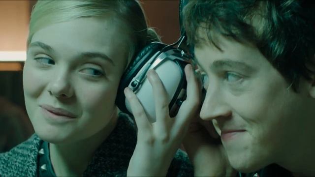 Как разговаривать с девушками на вечеринках Русский тизер HD.mp4 смотреть онлайн