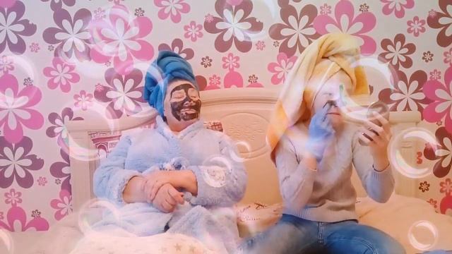 Проверяем маску от черных точек ? с моей бабушкой ?❤ смотреть онлайн