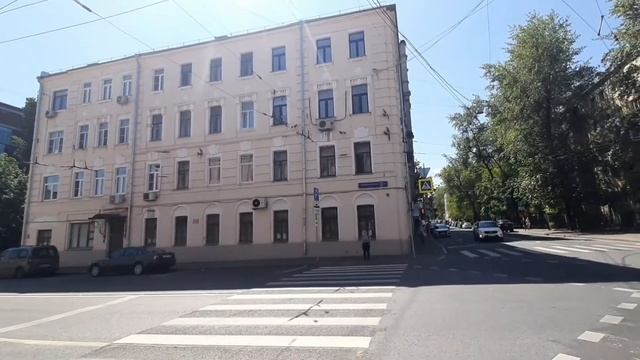 Самая "транспортная" улица Москвы - Новорязанская Доходные дома по 1ому Басманному переулку смотреть онлайн