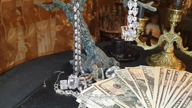 ЧТОБЫ ВСЕГДА ВОДИЛИСЬ ДЕНЬГИ СИЛЬНЫЙ ЗАГОВОР ДЛЯ ВСЕХ ▶️ ВЕДЬМИНА ИЗБА ИНГА смотреть онлайн