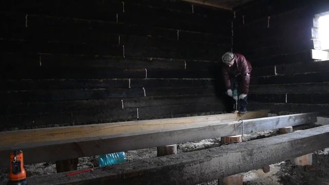 Строим полы в курятнике и стайке! Начинаем стройку мини овчарни 15 на 3 метра! смотреть онлайн