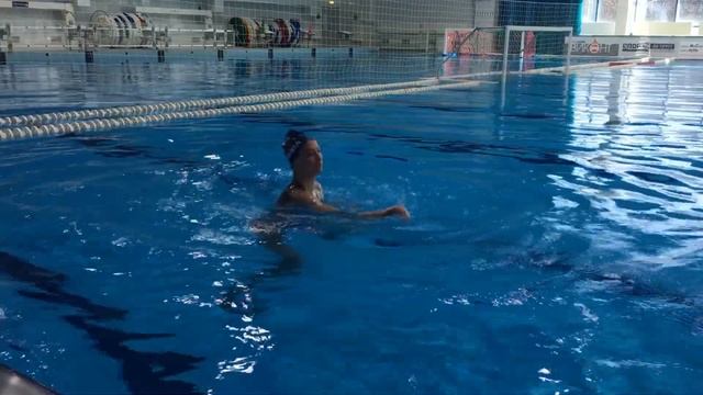 Водное поло (работа с мячом в воде) смотреть онлайн