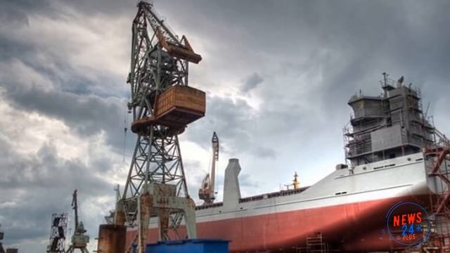 Россия проявила удивительную целеустремленность строительство собственных вертолетоносцев в Керчи смотреть онлайн