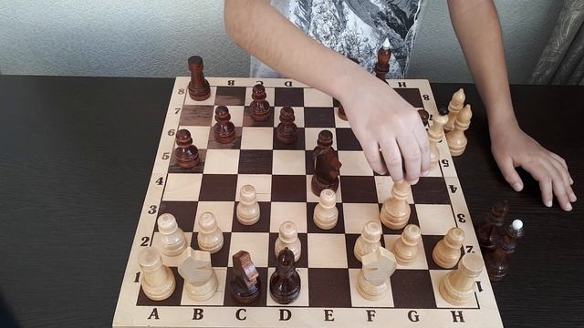 Шахматы. МОЯ ЛИЧНАЯ ЗАДАЧА. Черные начинают и получают материальный перевес. Обучение шахматам. смотреть онлайн