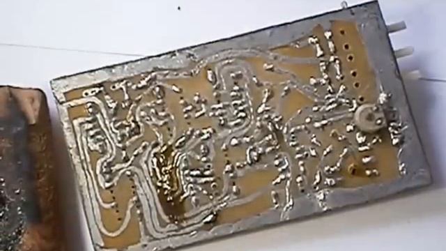 Как выпаять микросхему. Способ 1. (или любую многоконтактную радиодеталь) смотреть онлайн