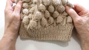 Шапка, носки и шарф с узором Малинка. Новая простая техника вязания Малинки по кругу.