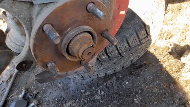ЗАМЕНА ПЕРЕДНИХ ТОРМОЗНЫХ ДИСКОВ НА ЧЕРИ ТИГГО Т-11. смотреть онлайн