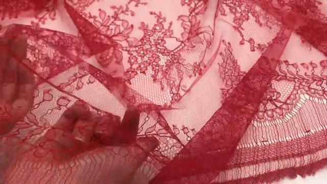 Кружевное полотно Valentino смотреть онлайн