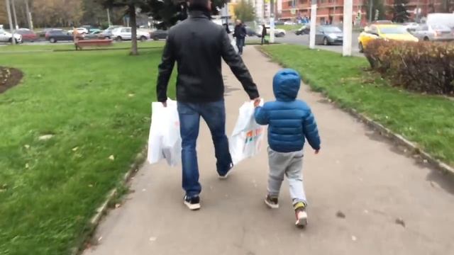 VLOG: Пынзарь и война с плоскостопием. Фотосессия Давида и Артема Пынзарь и подготовка к хелоуину) смотреть онлайн