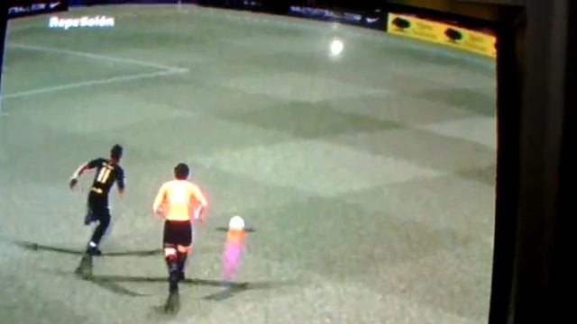 Gran jugada de Neymar en pes 2012 Ps2 смотреть онлайн