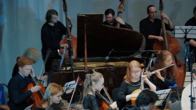6. И.Петухов - Самба для фортепиано с оркестром смотреть онлайн