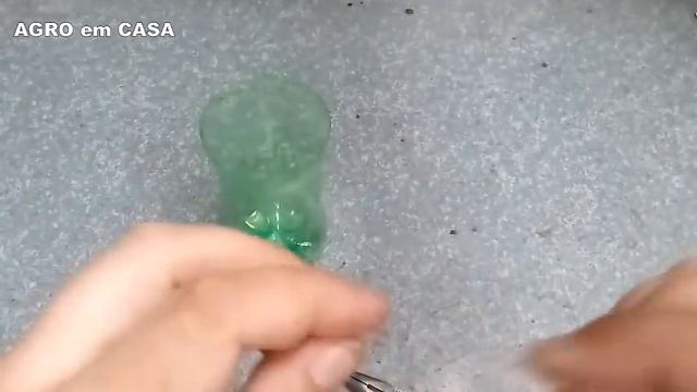 ✅ Gotejador Caseiro Feito com Garrafa PET. Fica pingando Água por uma Semana Inteira. смотреть онлайн