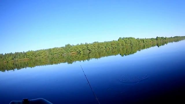Рыбалка на реке Волхов , или про то как ко мне к берегу прибило пьяного рыбака. смотреть онлайн