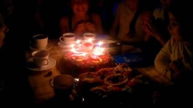 Музыкальная свеча Цветок смотреть онлайн