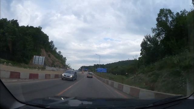 Как ехали на Чёрное море в Геленжик / Трасса М4 / На машине в Геленджик смотреть онлайн