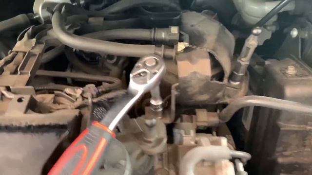 FORD B-MAX 1.6TDCI ФОРД Б-МАКС ЗАМЕНАФИЛЬТРОВ смотреть онлайн