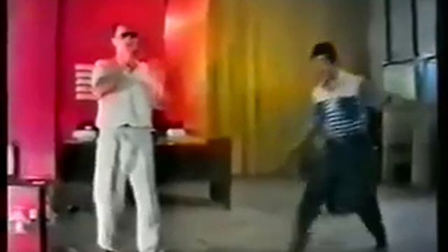 Танцор диско под песню В.Цоя смотреть онлайн