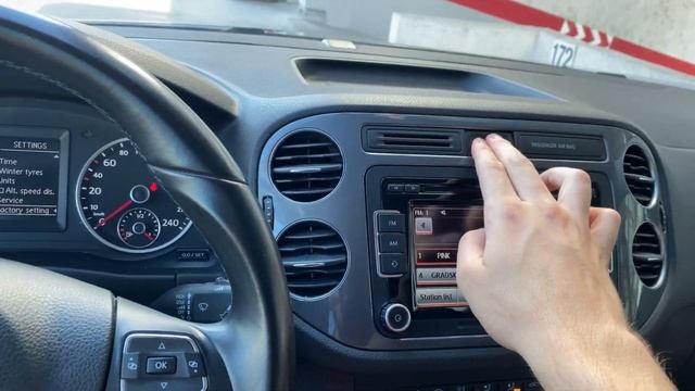 Test: Volkswagen Tiguan 2.0 TDI (2014) /Pristupacni Q5? смотреть онлайн