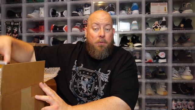 Opening a $250 POPKINGPAUL Funko Pop Mystery Box + The Walking Dead Version смотреть онлайн