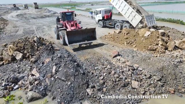 Inconceivable Nice React Construction New Road On Big Lake WheelLoader, Dozer Move Big Rock to Wate смотреть онлайн