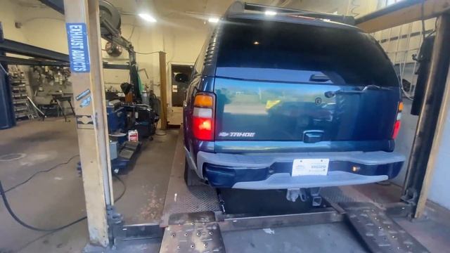 2006 Chevy Tahoe 5.3L V8 TRUE DUAL EXHAUST w/ STRAIGHT PIPES! смотреть онлайн