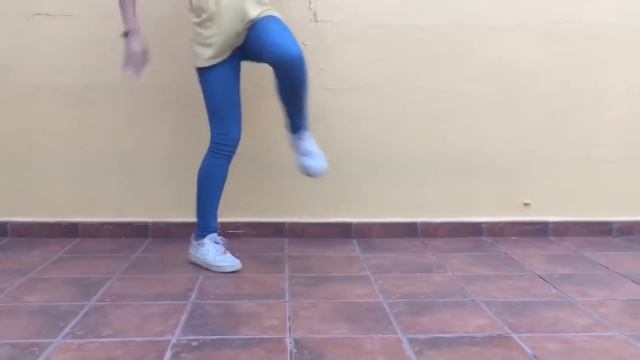 How to shuffle / Cutting Shape Tutorial #1 || Easy Steps for Beginners by (kayeli2) смотреть онлайн
