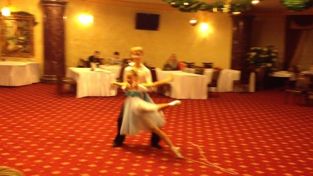 "Колокольчик" (Bell) Pasha Bondarenko & Sasha Putilina смотреть онлайн