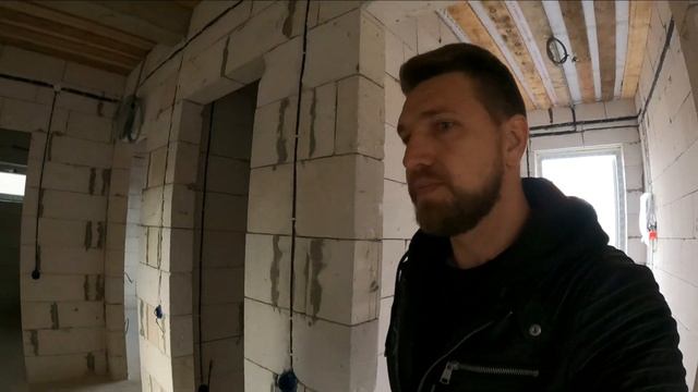 Бюджетный дом. Часть 6. Монтаж проводки. смотреть онлайн