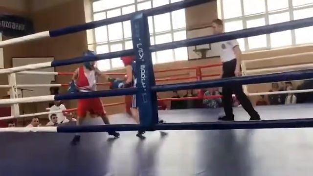 Замуруев Даниил 1/2 финала, синий угол. п. Верховье смотреть онлайн